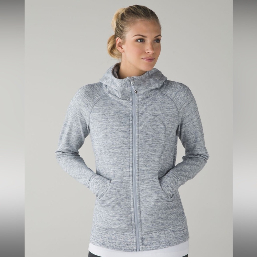 Lululemon scuba hoodie. Size 4 very lightly worn